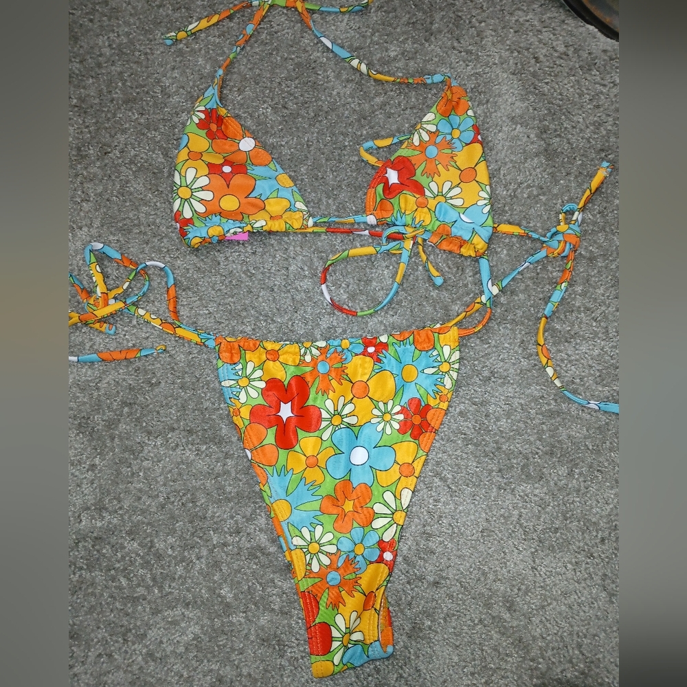 Floral Bikini Set in Vibrant Colors